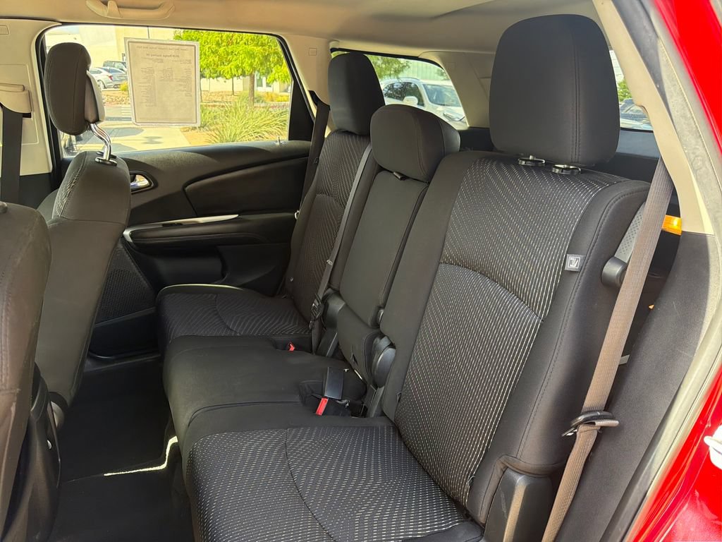 Used 2020 Dodge Journey SE FWD image 33