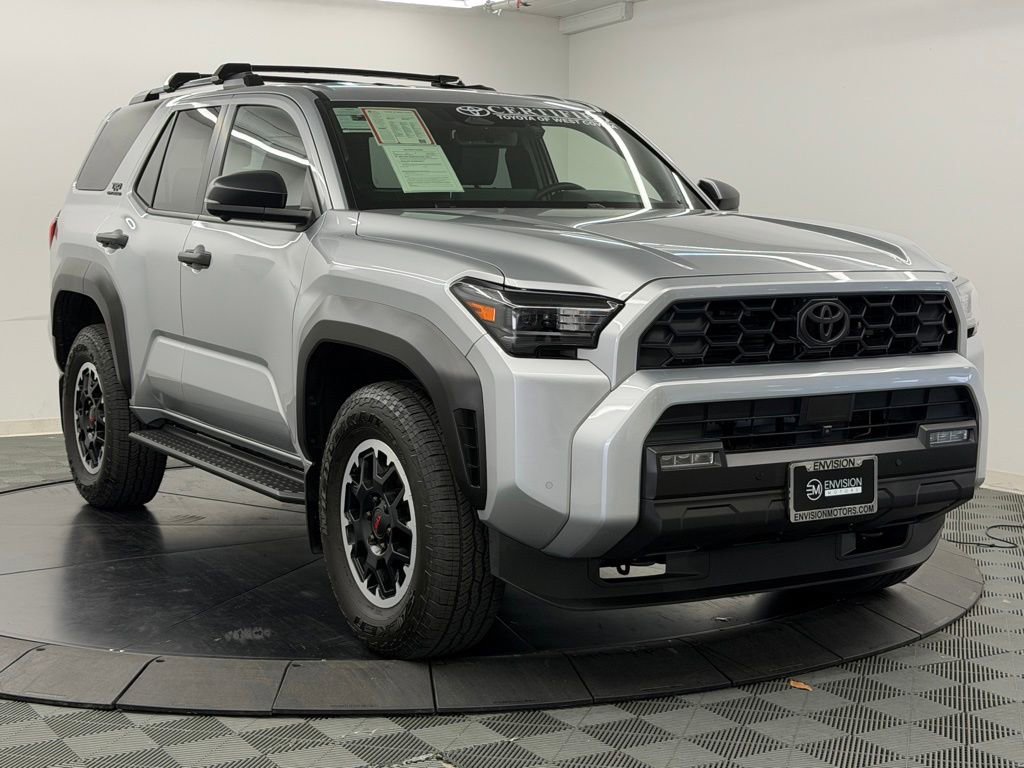 Used 2025 Toyota 4Runner TRD Off-Road Premium AWD/4WD image 8