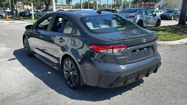 Used 2026 Toyota Corolla SE FWD image 5