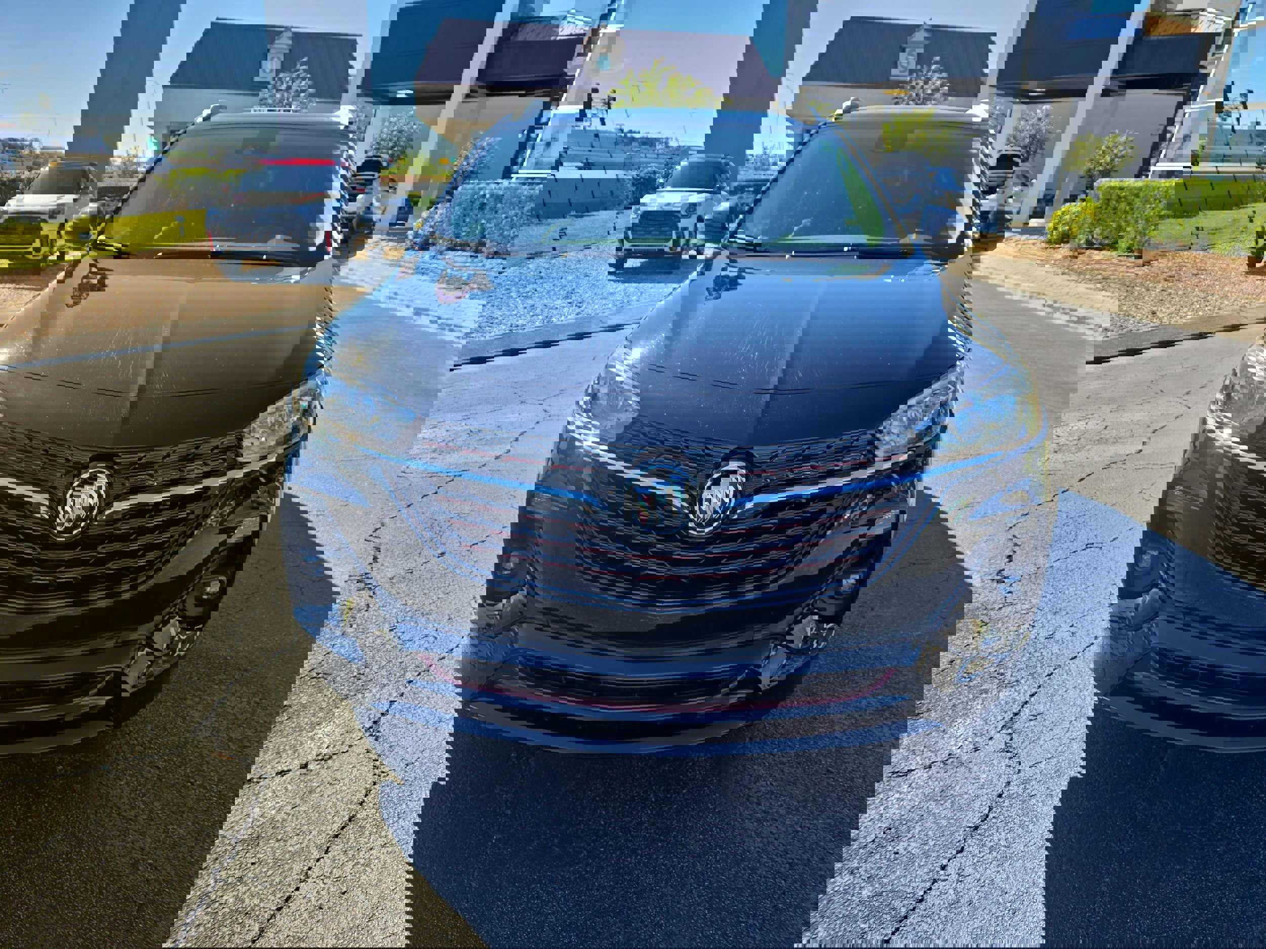 Used 2023 Buick Encore GX Select w/ Sport Touring Package image 3