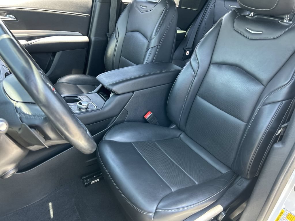 Used 2021 Cadillac XT4 Premium Luxury AWD/4WD image 20