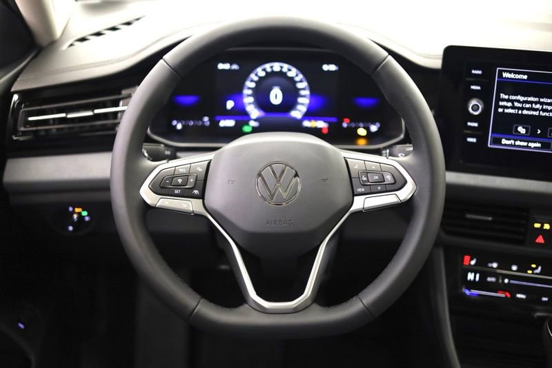 New 2026 Volkswagen Jetta SE image 13