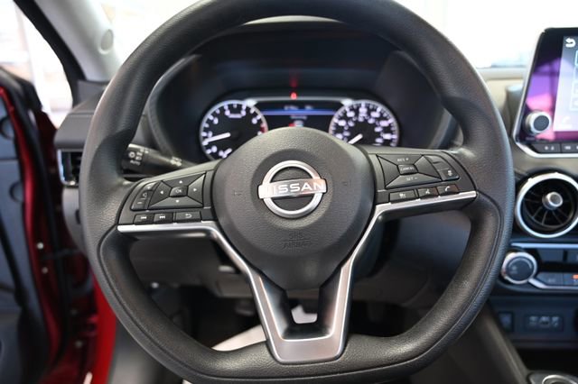 Used 2024 Nissan Sentra SV FWD image 22