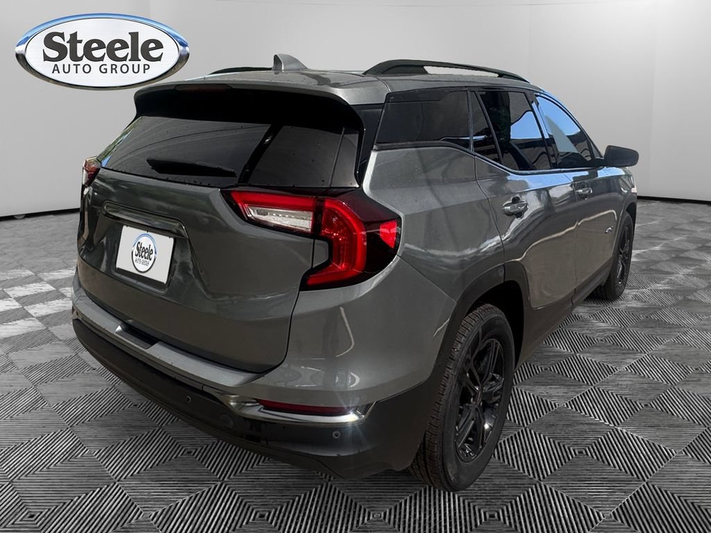 Used 2024 GMC Terrain AT4 w/ Tech Package AWD/4WD image 5