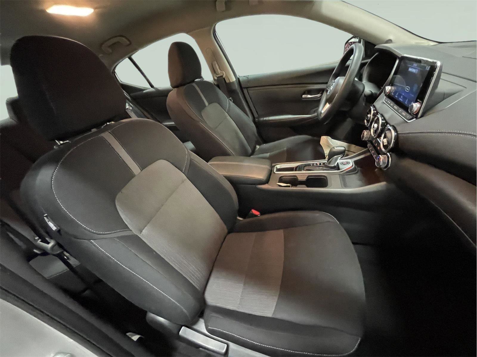 Used 2023 Nissan Sentra SV image 20