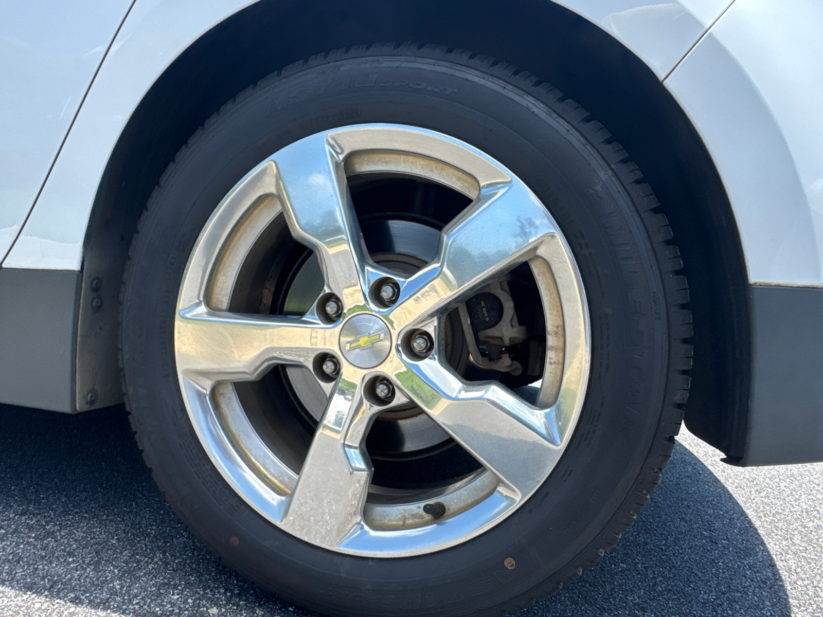 Used 2015 Chevrolet Volt Premium w/ Premium Trim Package FWD image 20