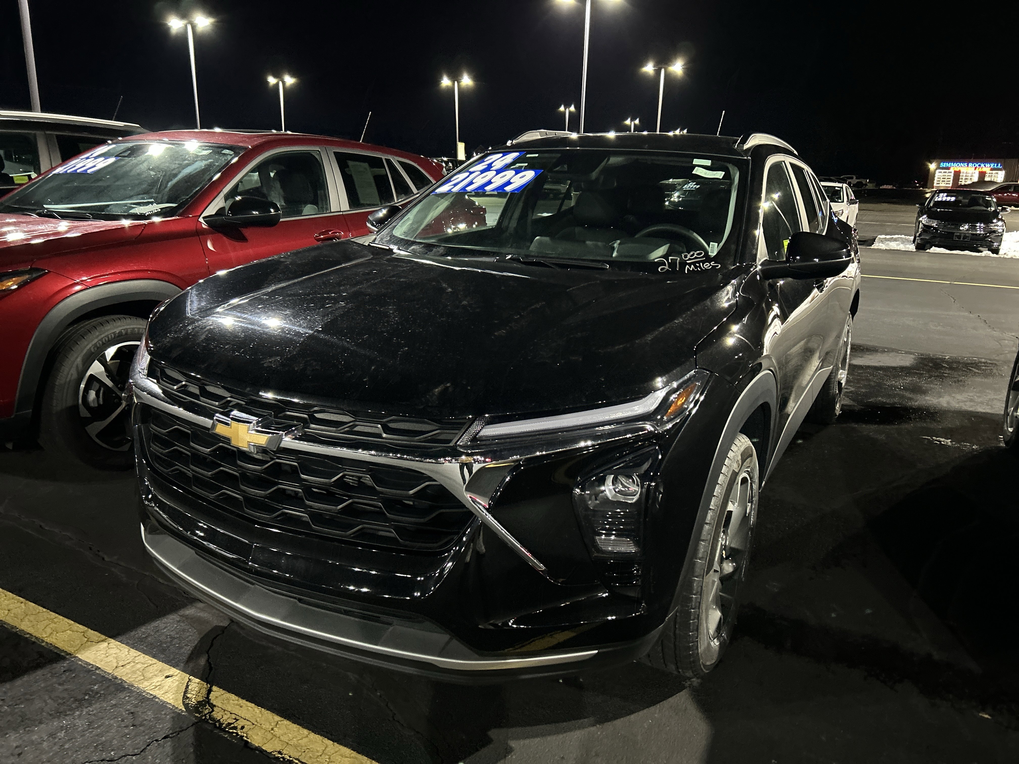 Used 2024 Chevrolet Trax LT FWD image 3