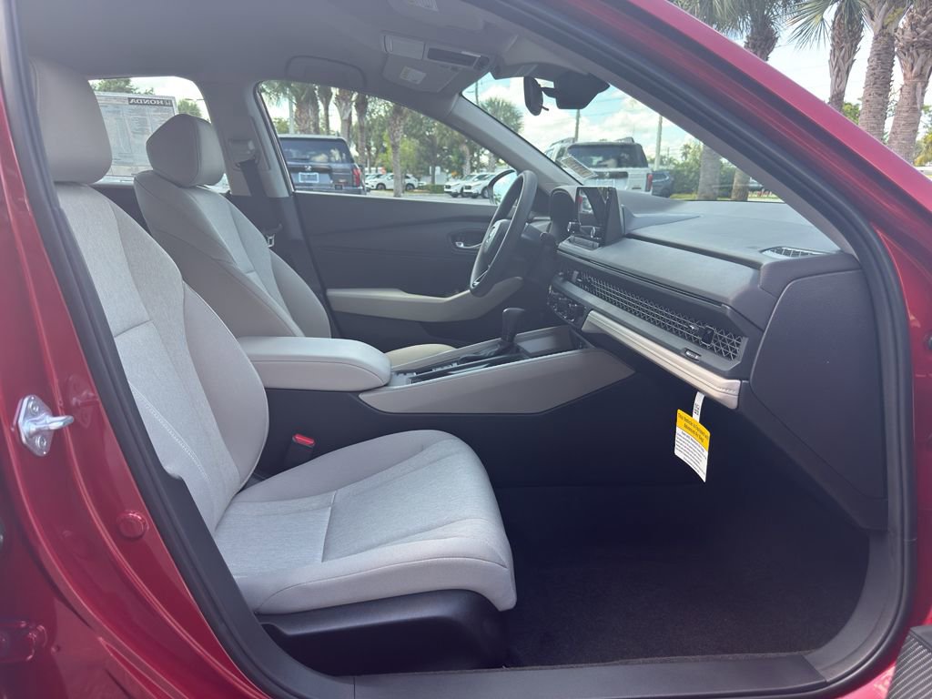New 2025 Honda Accord LX image 13