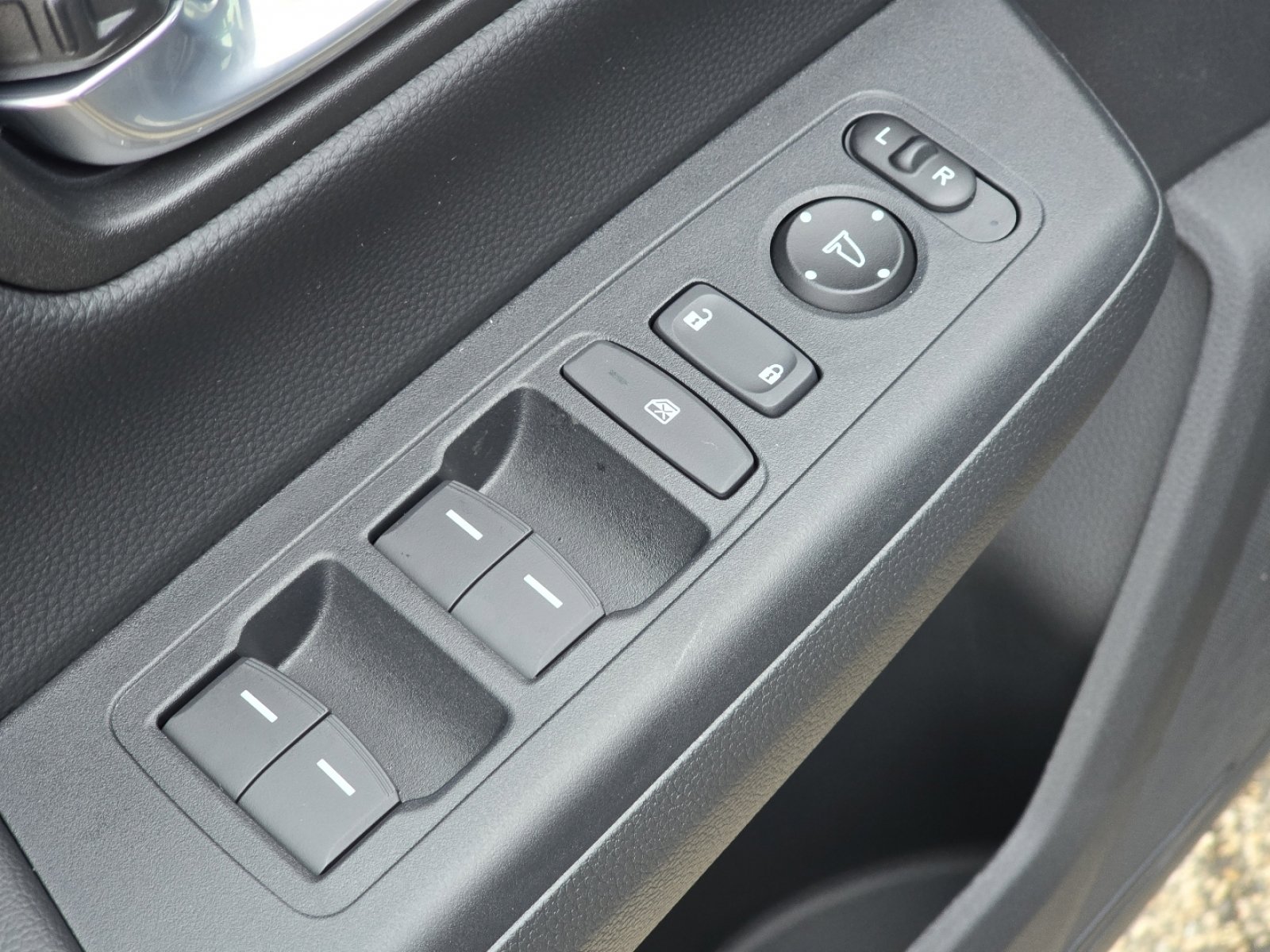 New 2026 Honda CR-V Sport-L image 26