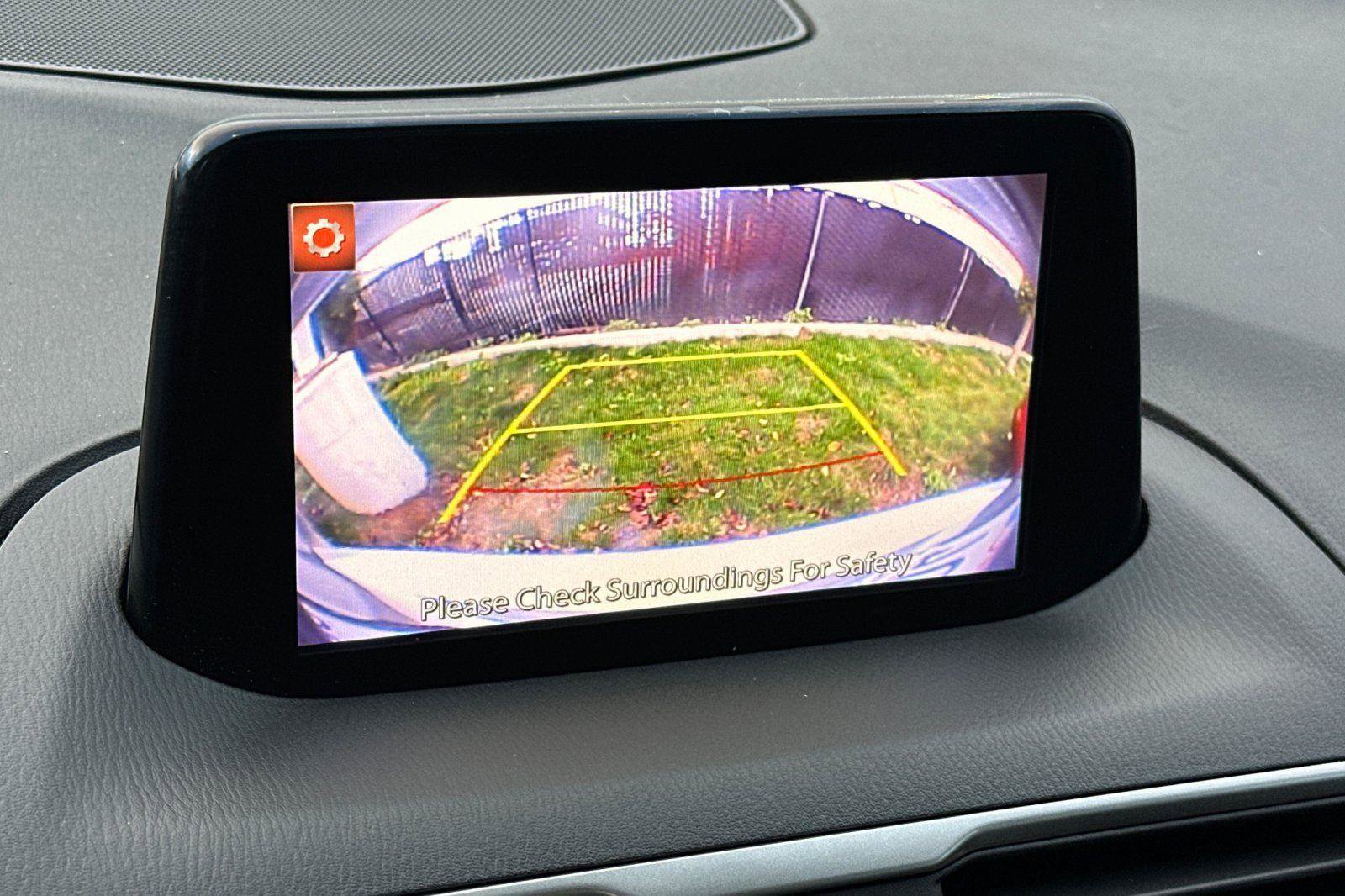 Used 2017 MAZDA MAZDA3 Touring w/ Popular Equipment Package image 18