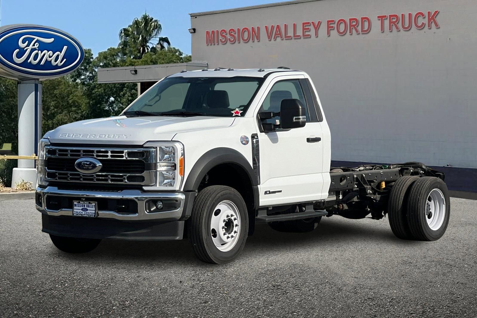 New 2023 Ford F450 XL w/ XL Chrome Package image 8
