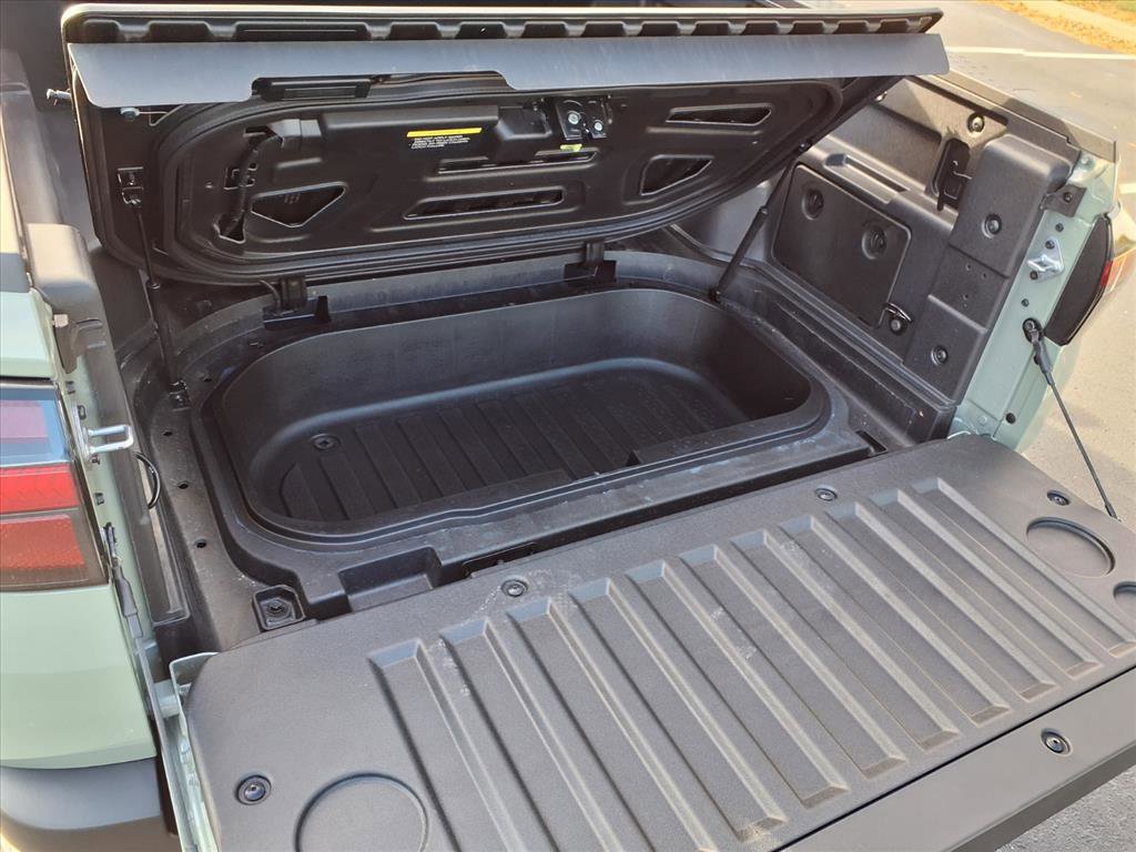 Used 2025 Hyundai Santa Cruz SE image 25