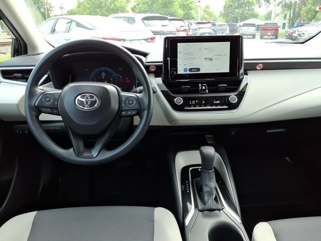 Used 2026 Toyota Corolla LE w/ LE Premium Package FWD image 15