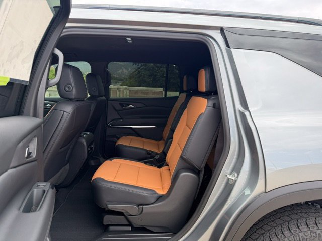 New 2027 Chevrolet Traverse Z71 AWD/4WD image 18