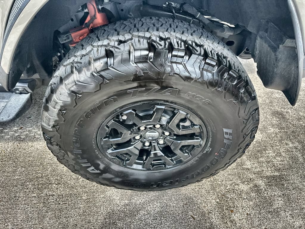 Used 2025 Ford Bronco Raptor AWD/4WD image 12