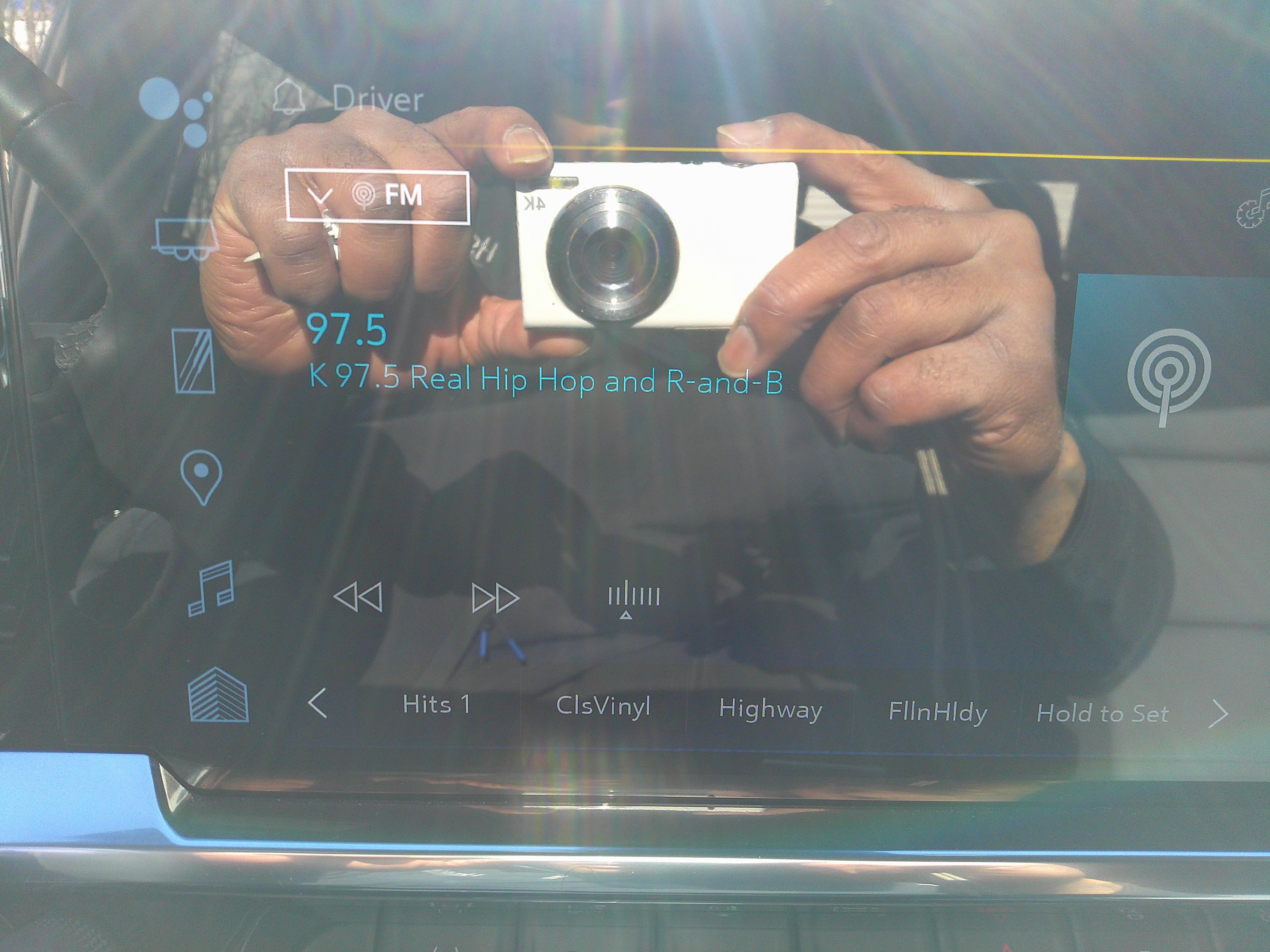 Used 2024 Chevrolet Silverado 1500 LTZ w/ LTZ Premium Package image 24