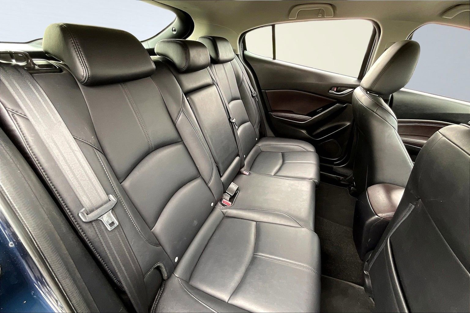 Used 2017 MAZDA MAZDA3 Touring image 27