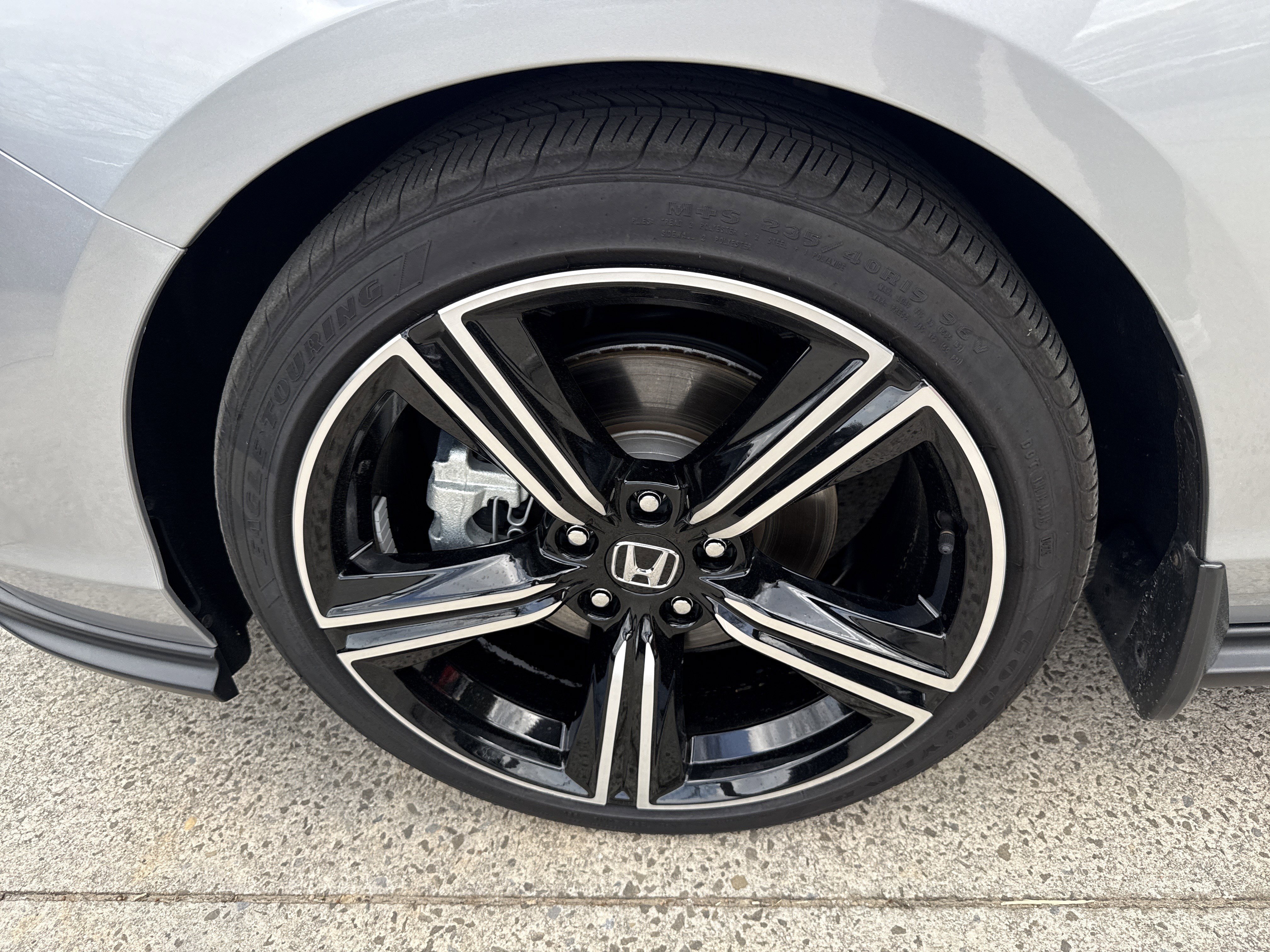 Used 2025 Honda Accord Sport image 11
