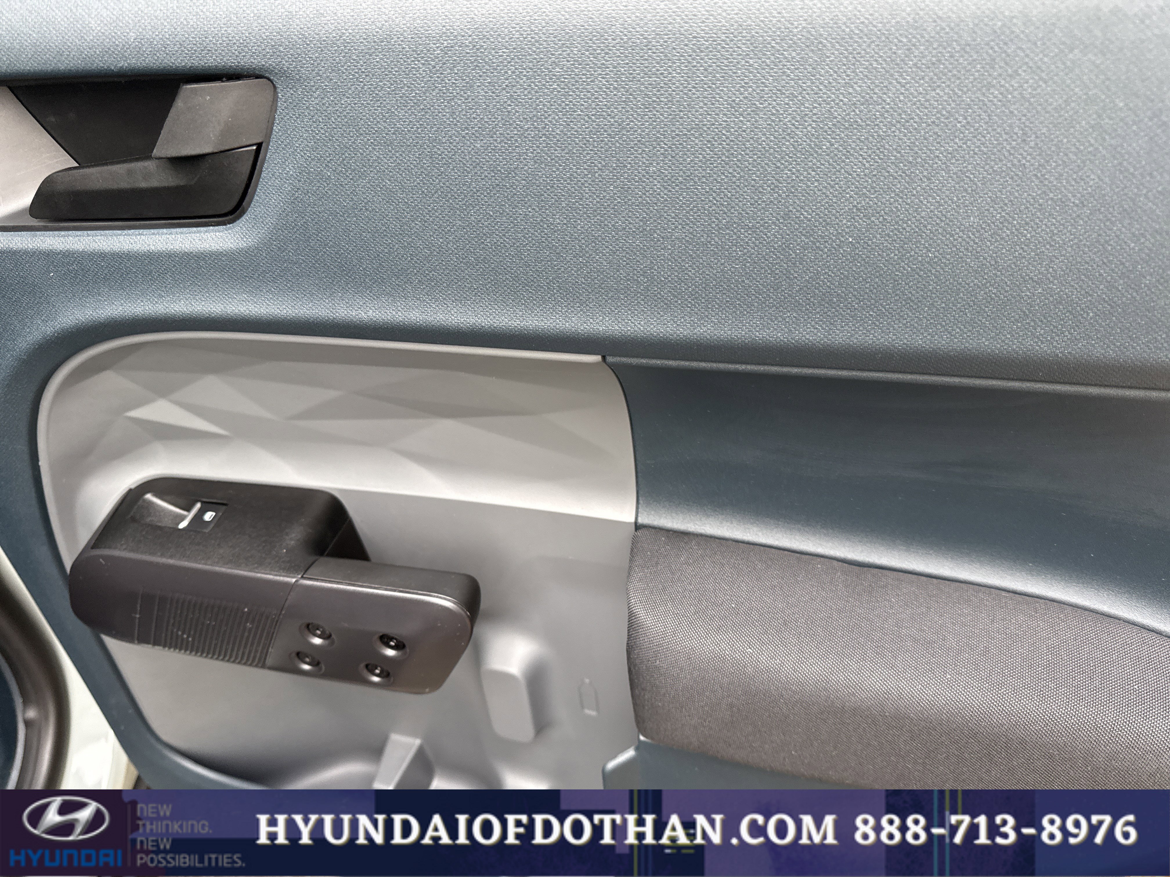 Used 2023 Ford Maverick XL image 16