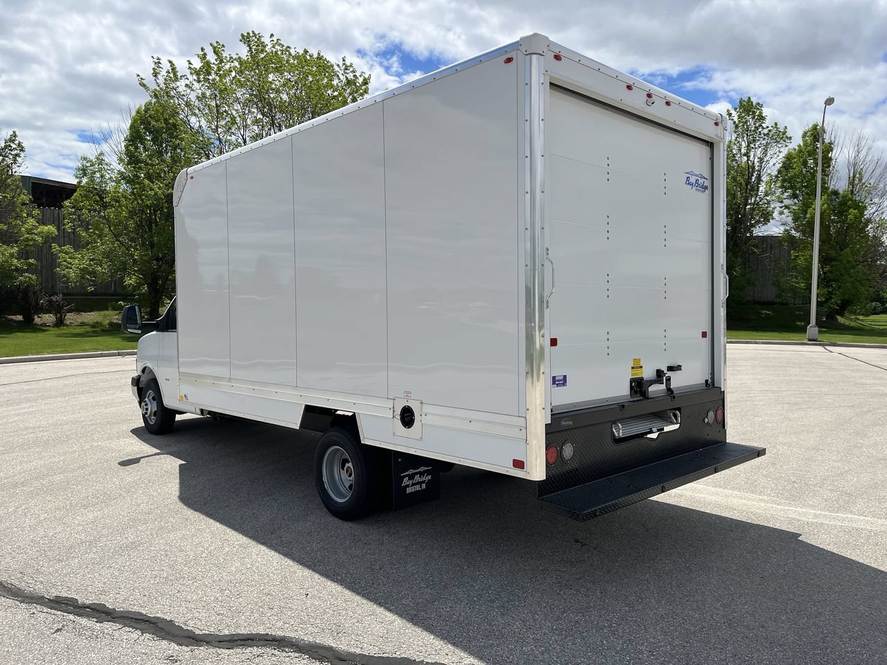 New 2026 GMC Savana 3500 Extended w/ Power Convenience Package RWD image 2