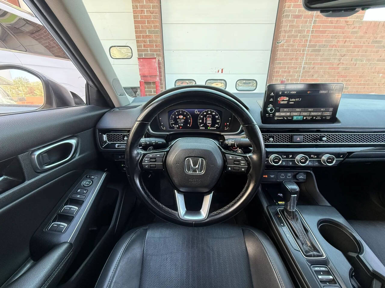 Used 2022 Honda Civic Touring image 22