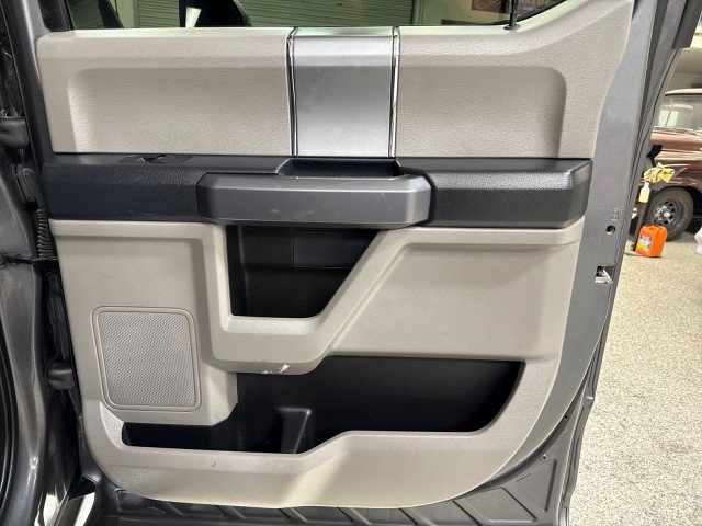 Used 2022 Ford F350 XLT w/ XLT Premium Package image 67