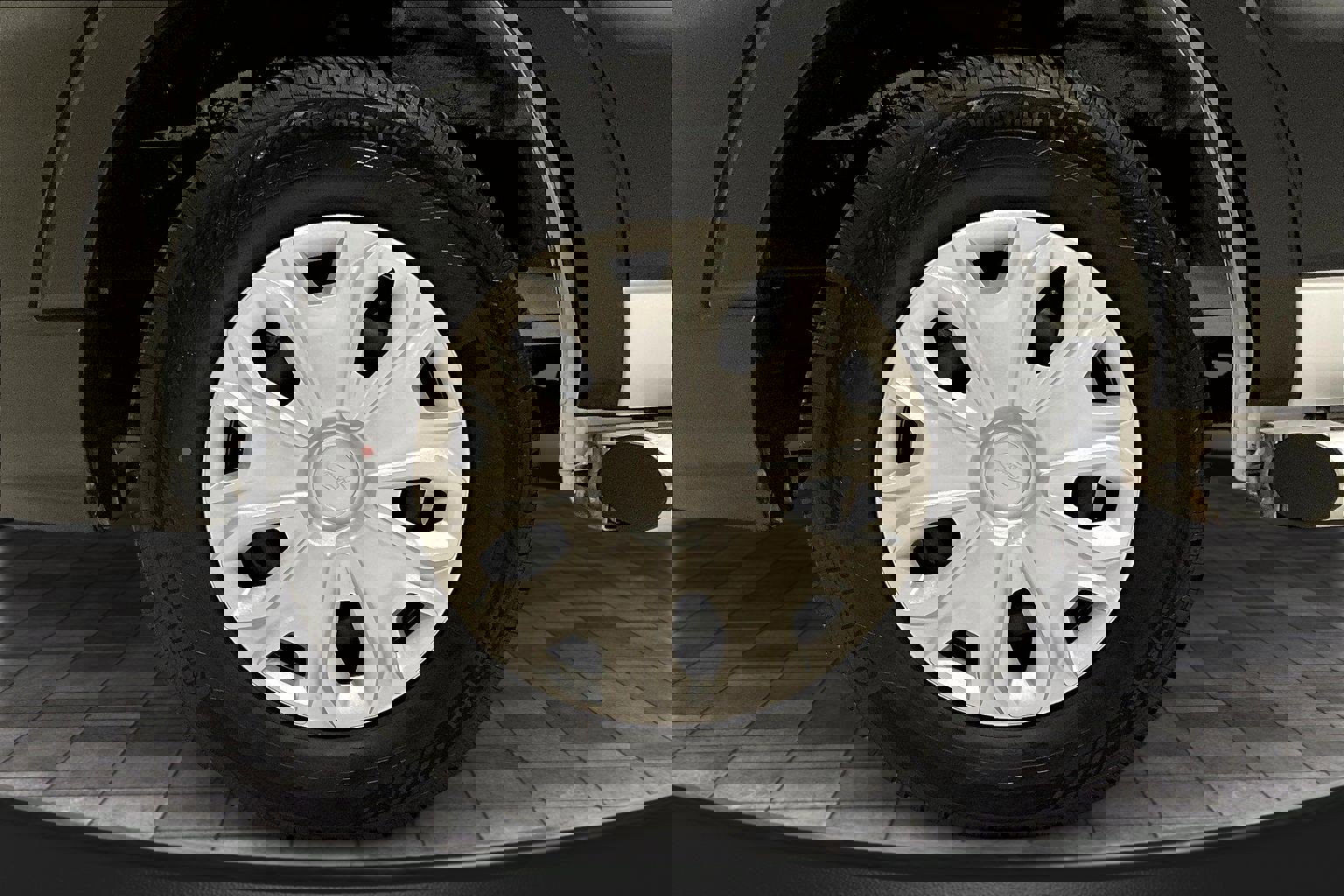 Used 2024 Ford Transit 250 Low Roof w/ Exterior Upgrade Package image 31