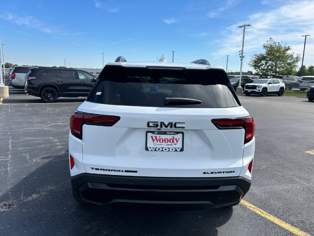 New 2027 GMC Terrain Elevation w/ Elevation Premium Package AWD/4WD image 9
