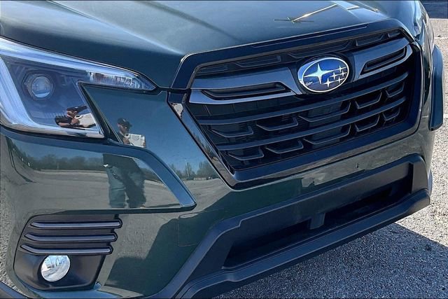 Used 2023 Subaru Forester Limited image 33