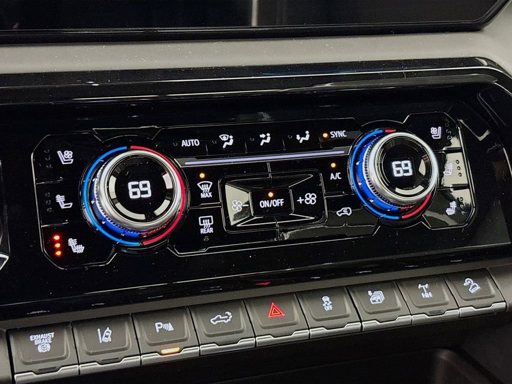 New 2026 GMC Sierra 2500 AT4X image 16