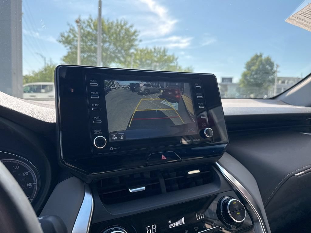 Certified 2022 Toyota Venza XLE AWD/4WD image 42