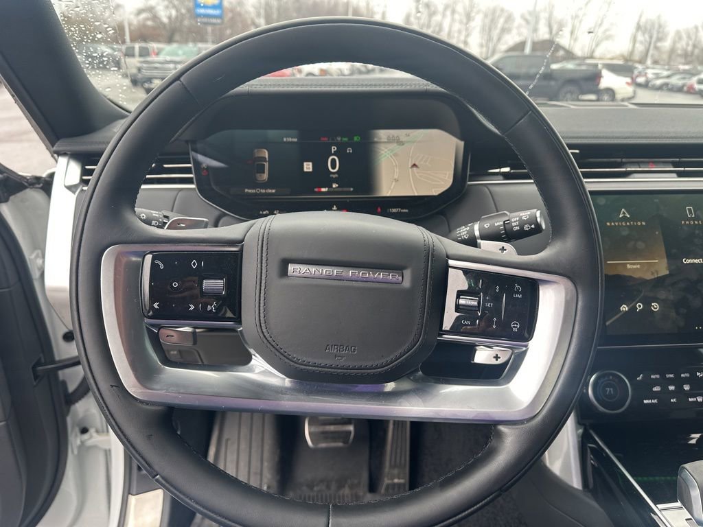 Used 2023 Land Rover Range Rover SE image 13