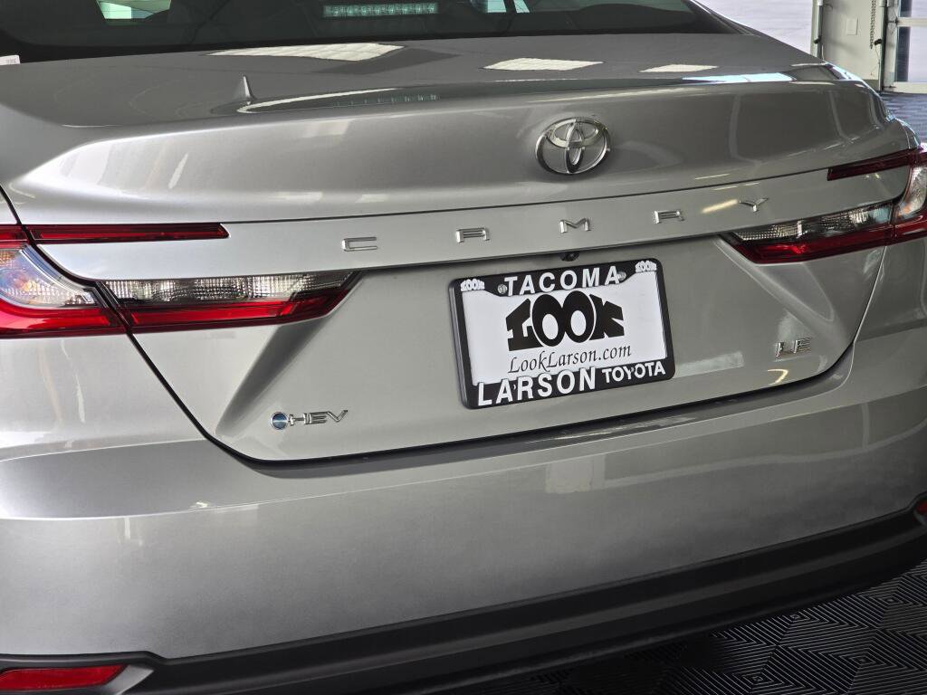 Used 2026 Toyota Camry LE image 12