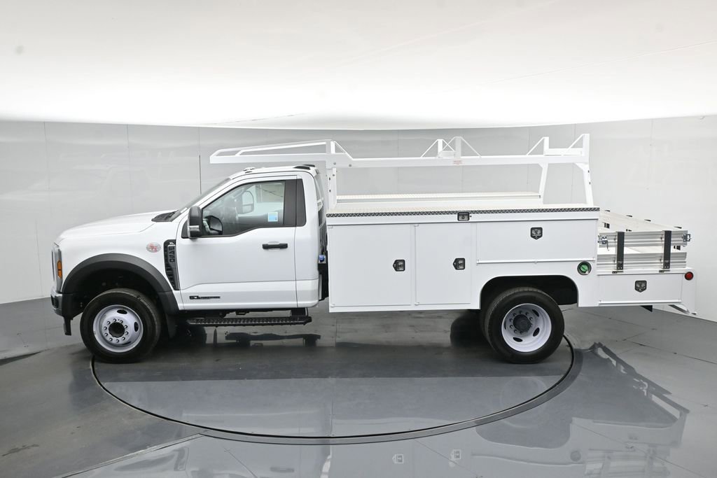 New 2025 Ford F450 XL w/ XL Chrome Package RWD image 43