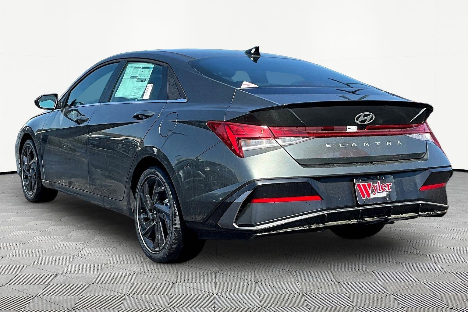 New 2026 Hyundai Elantra N Line FWD image 4