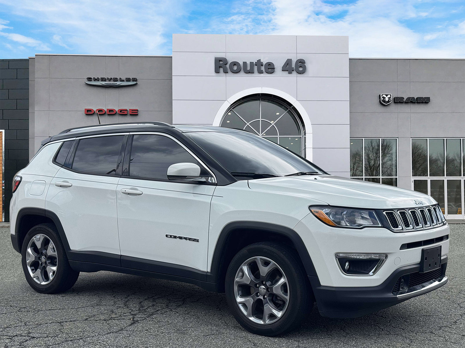 Used 2021 Jeep Compass Limited w/ Sun and Sound Group AWD/4WD image 13