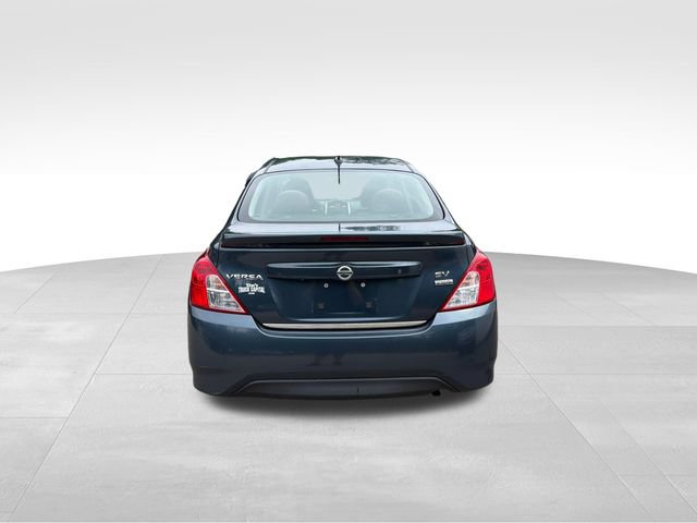 Used 2017 Nissan Versa SV w/ SV Special Edition Package FWD image 4