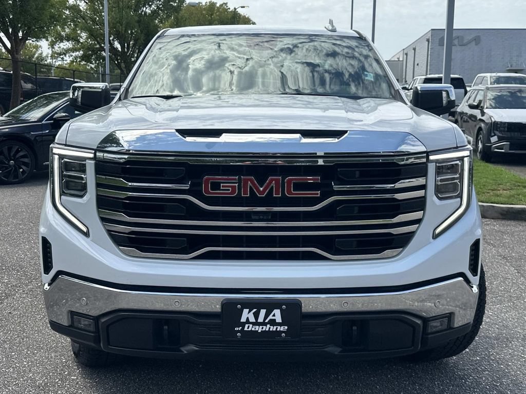 Used 2025 GMC Sierra 1500 SLT w/ SLT Premium Plus Package AWD/4WD image 2