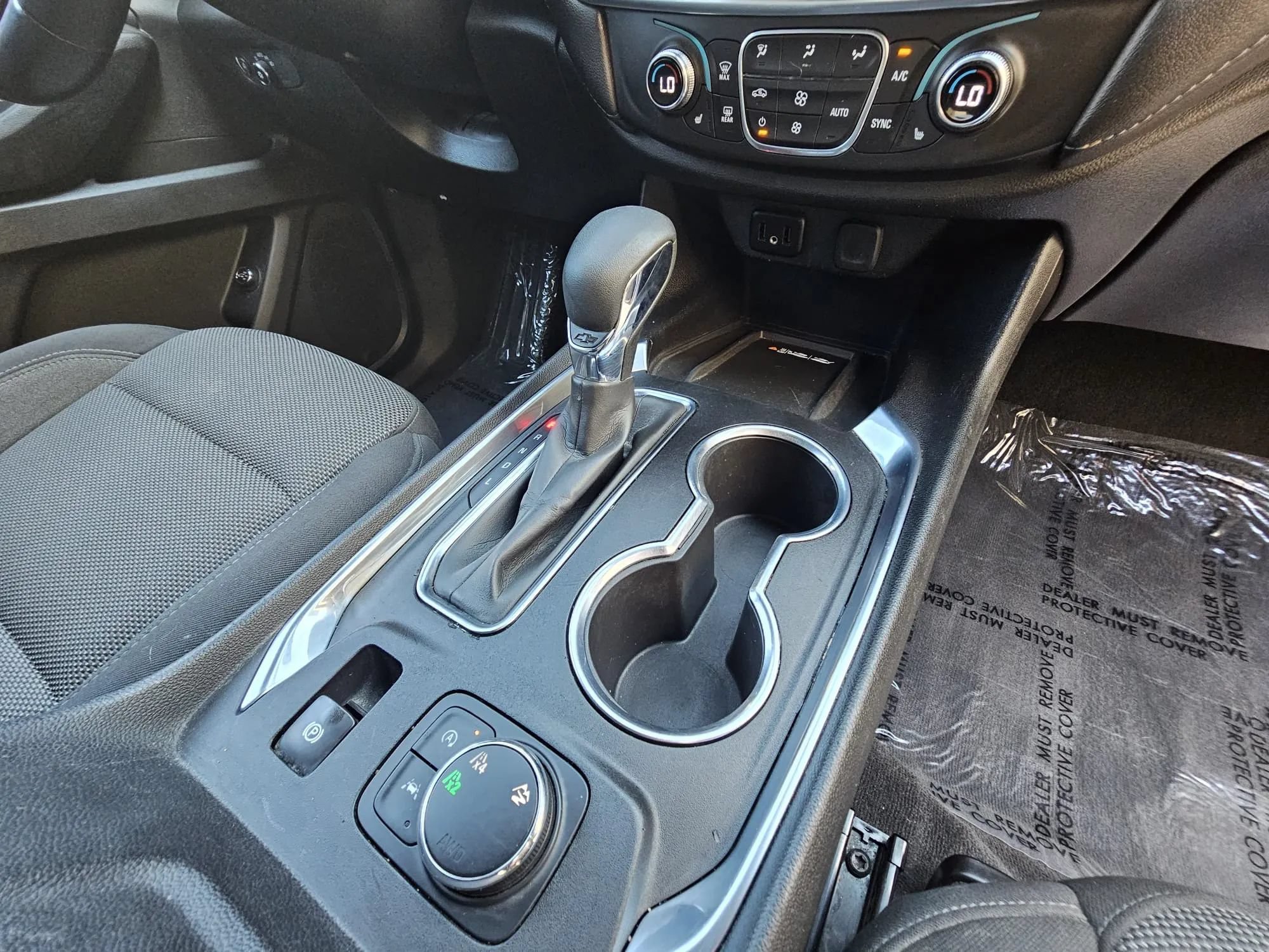Used 2022 Chevrolet Traverse LT AWD/4WD image 24