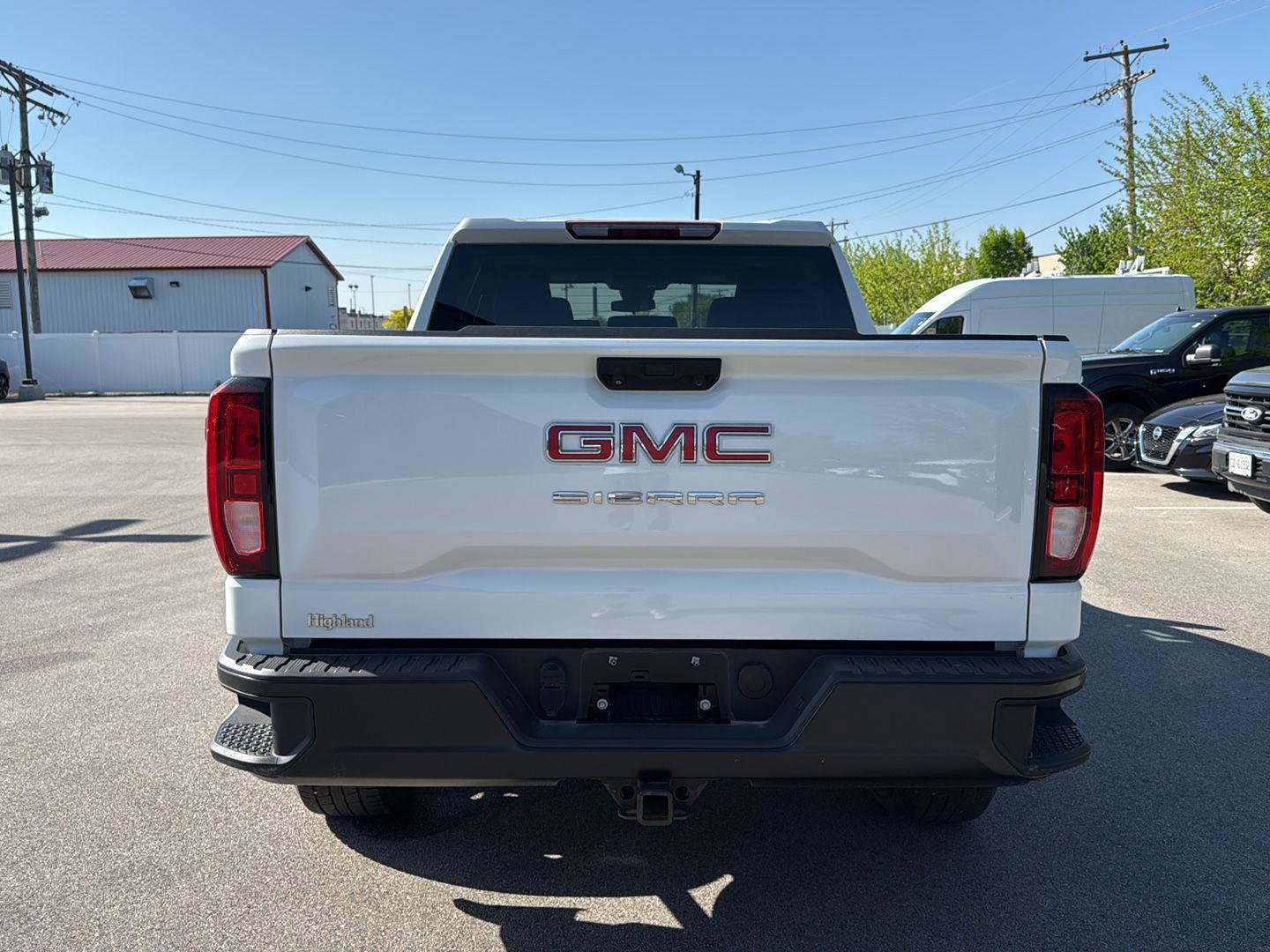 Used 2022 GMC Sierra 1500 Pro w/ Pro Value Package AWD/4WD image 4