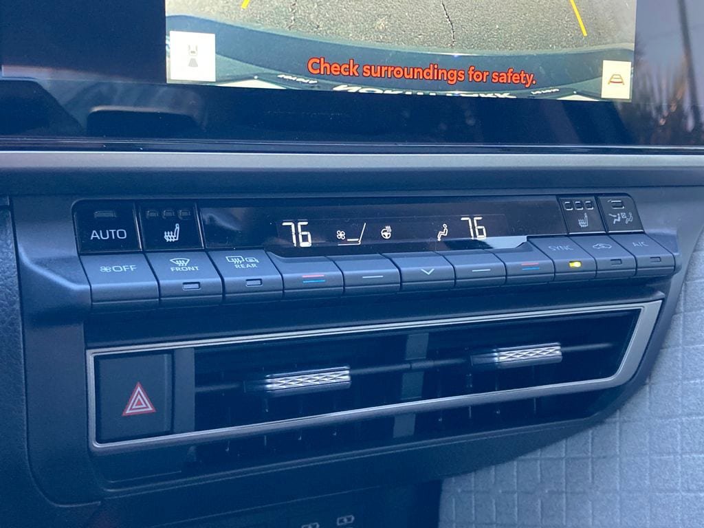 New 2026 Toyota Camry XLE AWD/4WD image 23