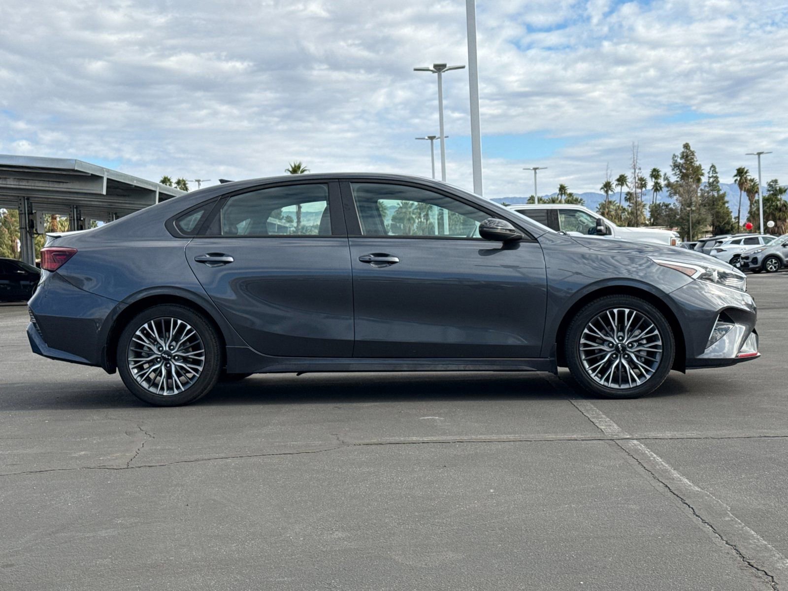 Used 2024 Kia Forte GT-Line image 2