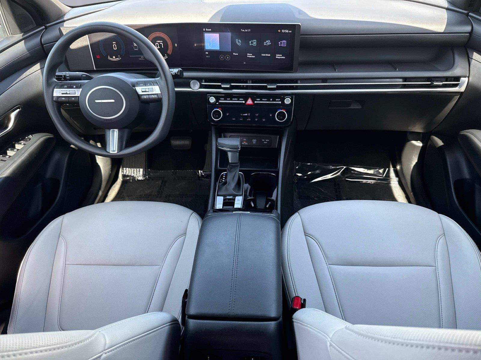 Used 2025 Hyundai Santa Cruz SEL FWD image 15