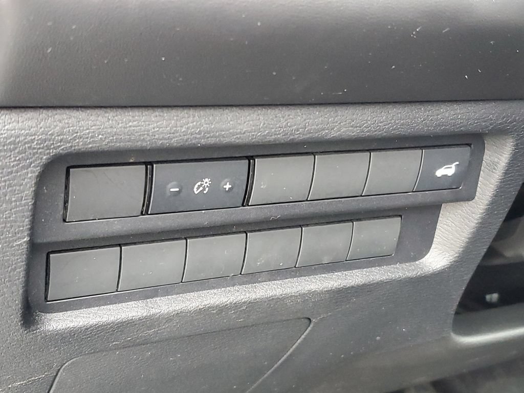 Used 2025 Mitsubishi Outlander SE AWD/4WD image 13