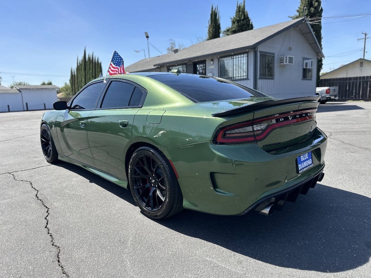 Used 2018 Dodge Charger R/T Scat Pack w/ Dynamics Package RWD image 4