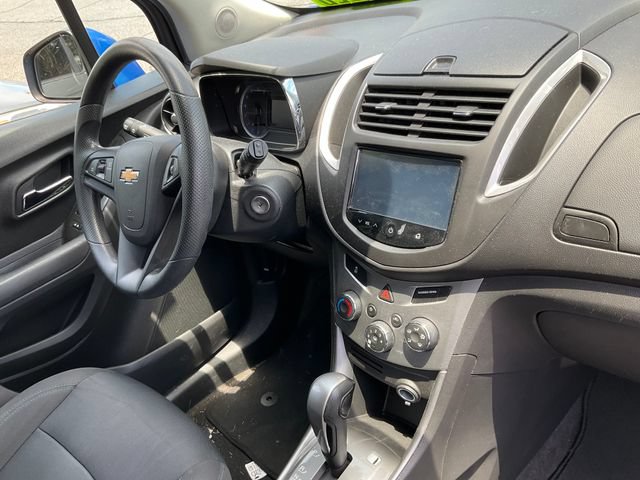 Used 2016 Chevrolet Trax LT FWD image 10
