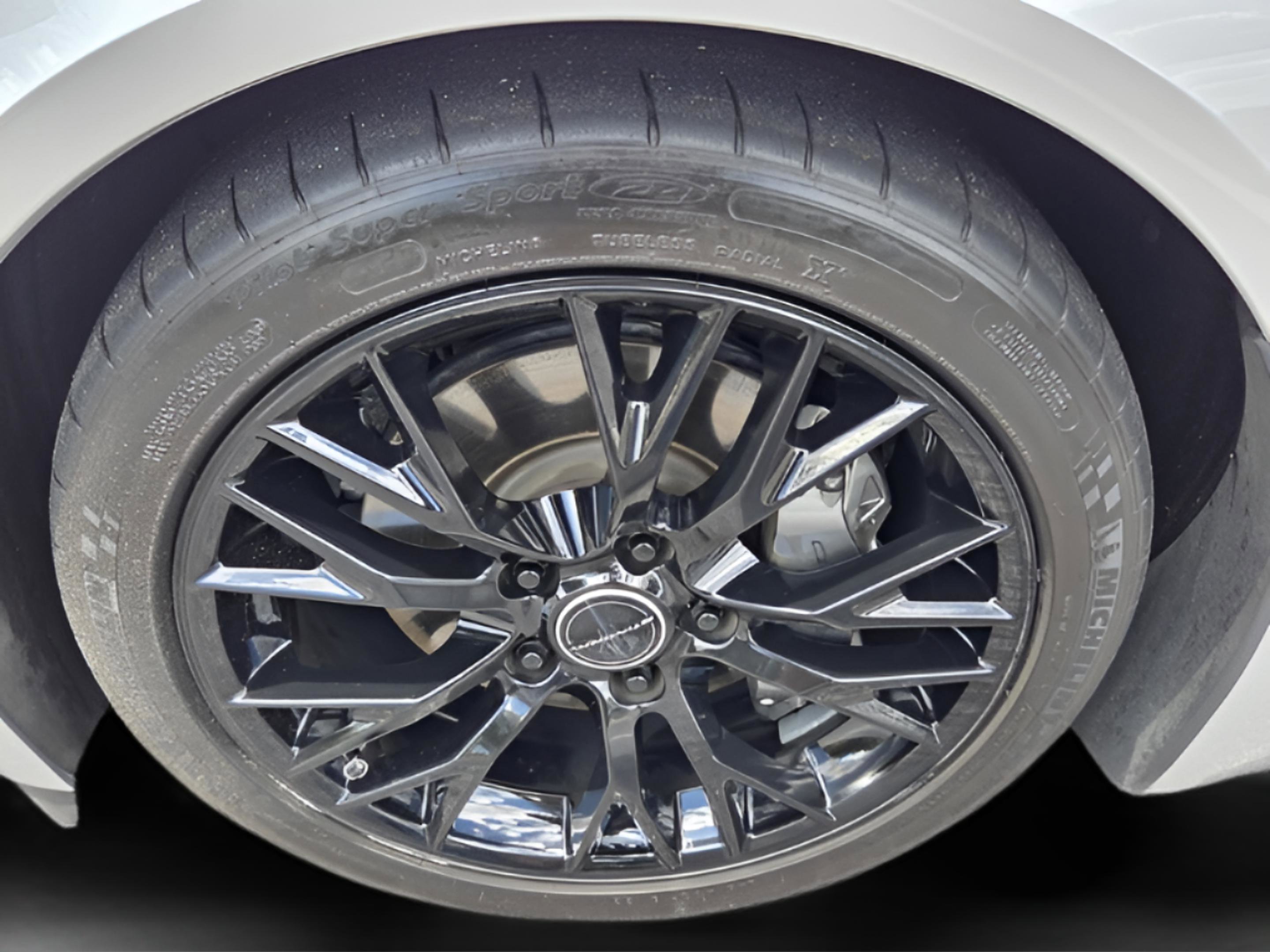 Used 2015 Chevrolet Corvette Stingray Coupe w/ 2LT Preferred Equipment Group RWD image 29