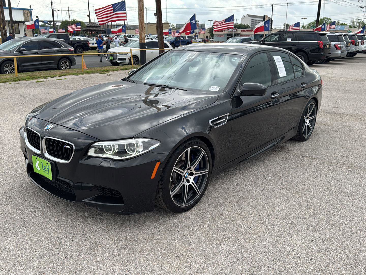 Used 2016 BMW M5 image 3