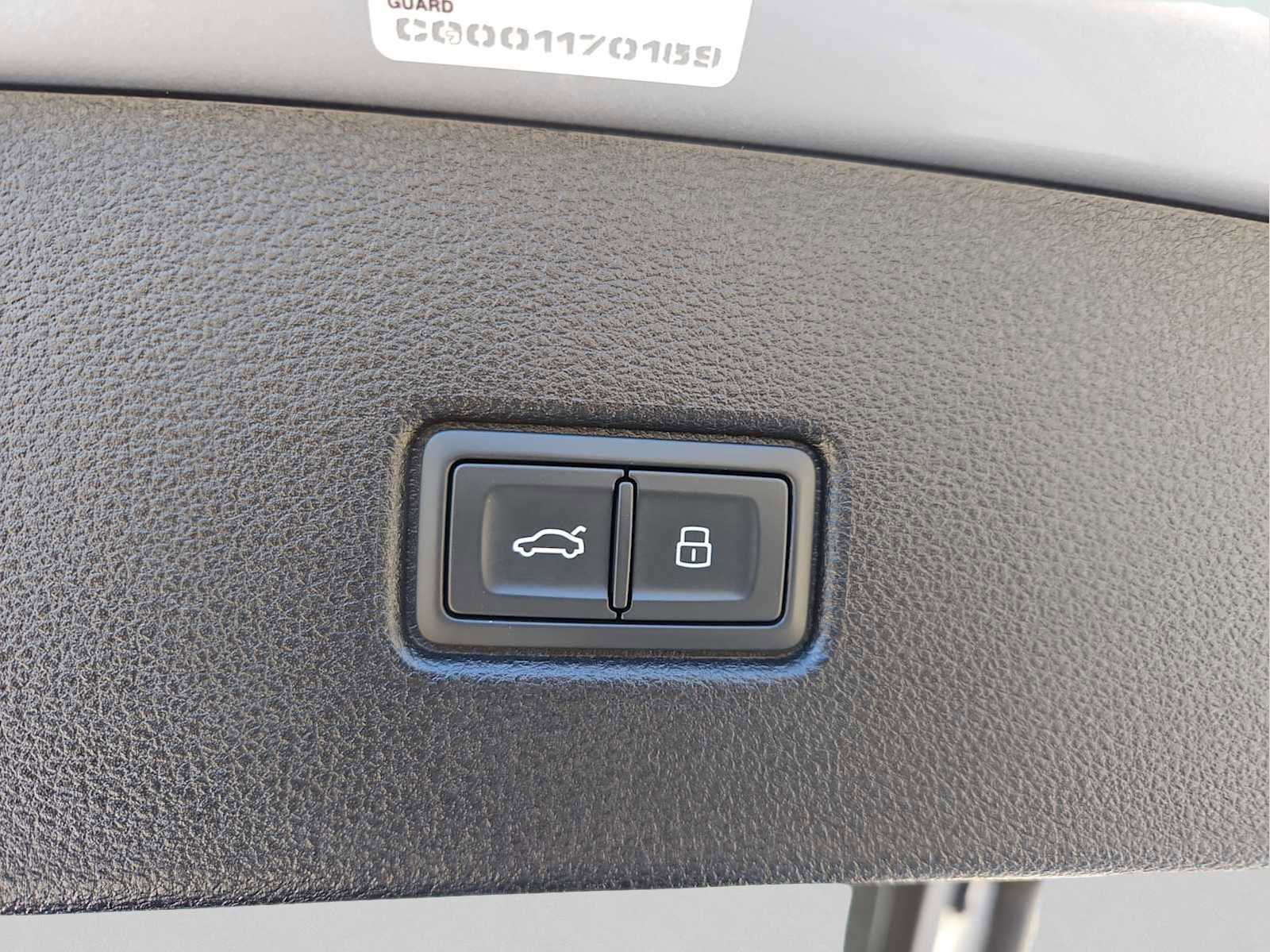 Certified 2023 Audi Q5 2.0T Premium w/ Convenience Package image 35