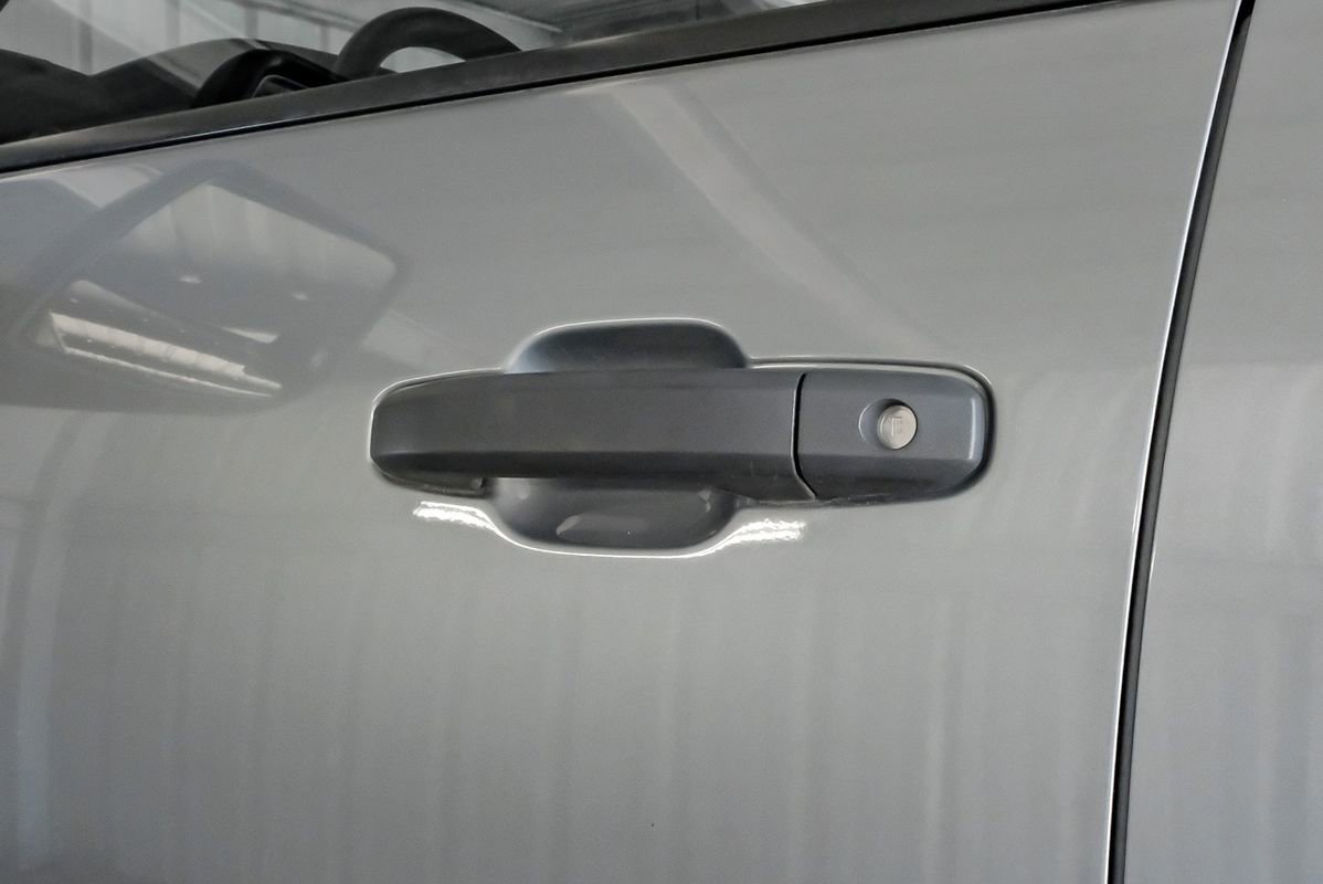 Used 2024 GMC Sierra 3500 Pro image 40